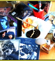 cds_on_desk cds_on_desk